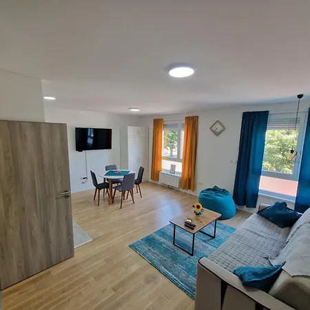 Square Apartmán